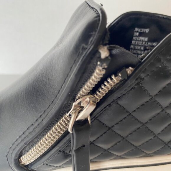 Steve Madden Sneaker Kids Size 2 Black with Zippers - Picture 4 of 10